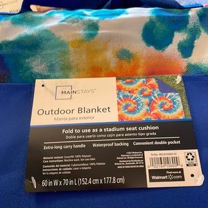 NWT blanket or seat cushion